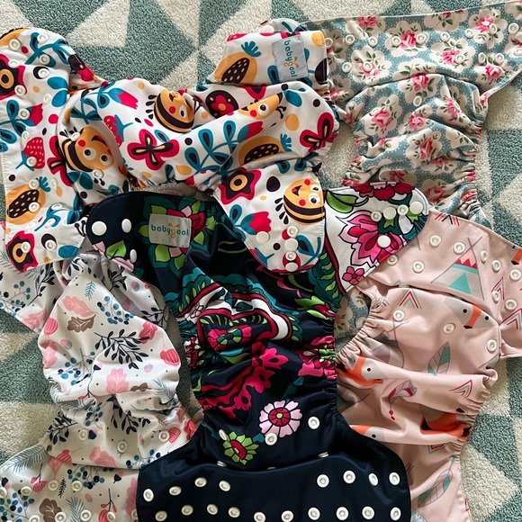 Colorful Cloth Diaper Set - Picture 4 of 4